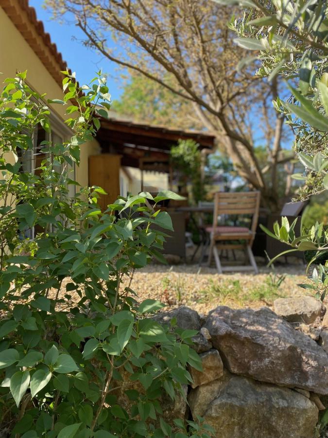 L'Eveil En Provence Entrecasteaux Exterior foto